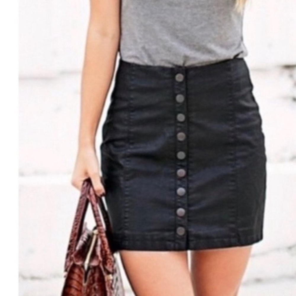 Free People High Waisted Mini Skirt Womens size 12 Black Leather